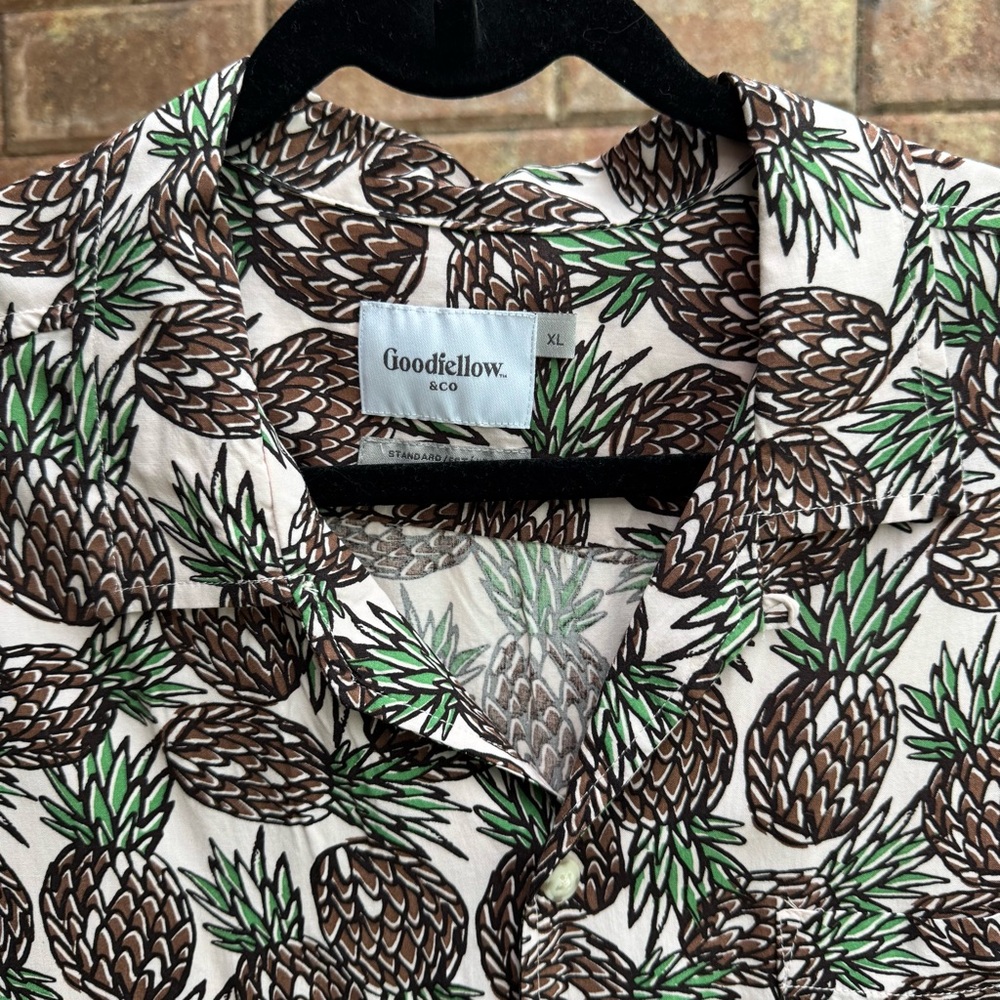 Goodfellow & Co Men’s Tropical Pineapple Casual Camp Collar Button Down Shirt XL - Picture 2 of 7